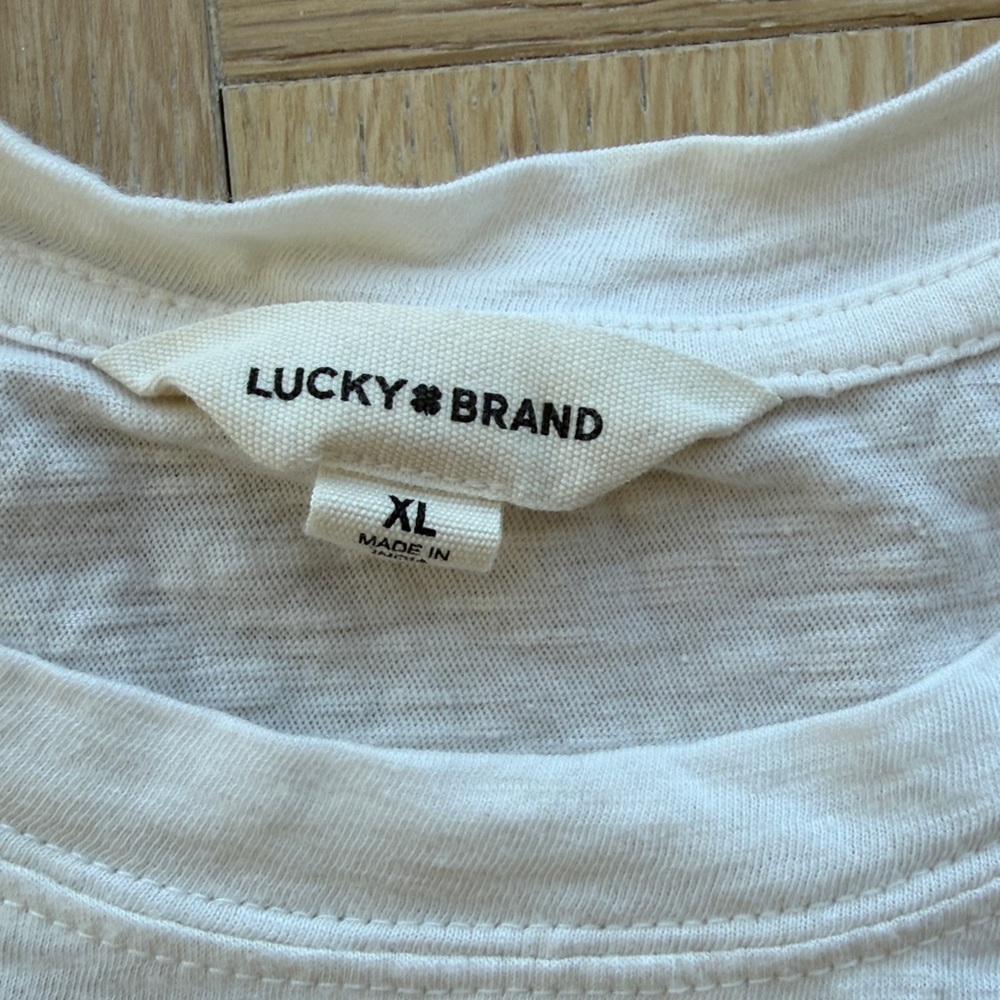 Lucky Brand White Short Sleeve Tee with Black Heart Print - Picture 2 of 4